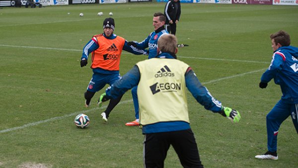 球员士气低 球员士气低