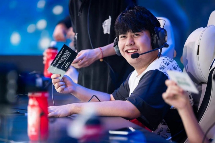 都存在明显 都存在明显