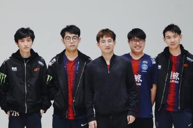 锋中以较小 锋中以较小